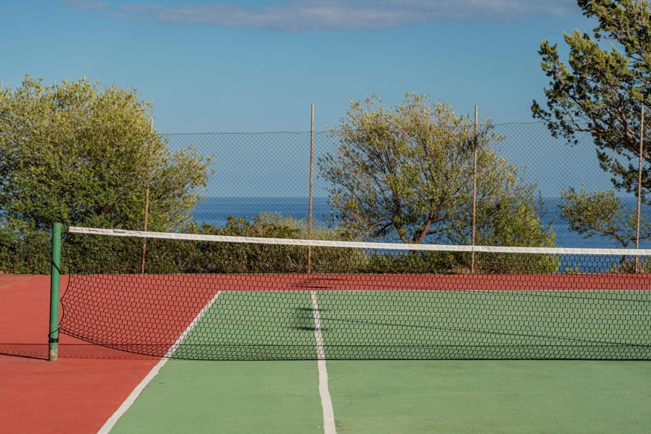 Club Esse Palmasera Cala Gonone Exterior photo